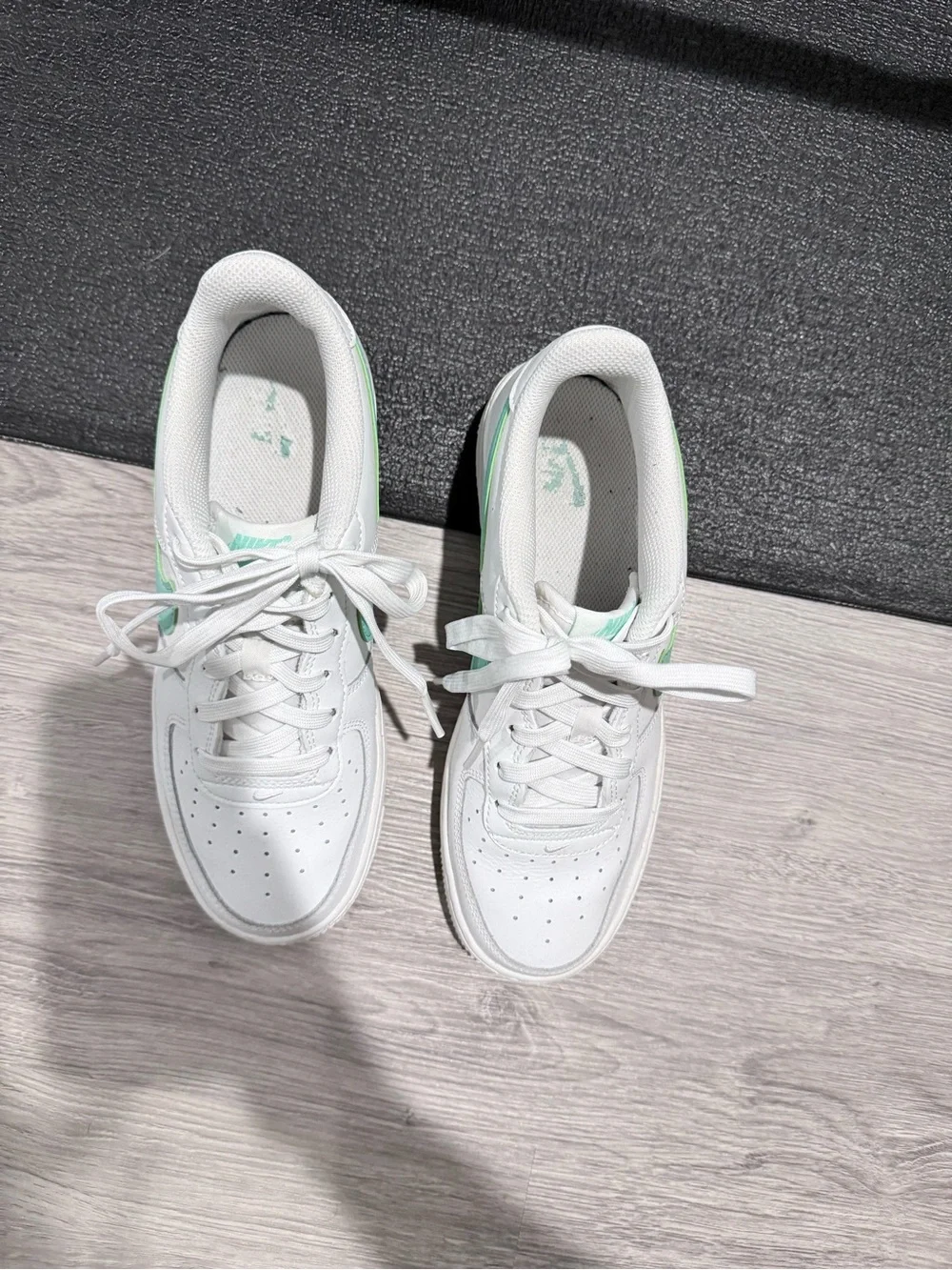 Nike classic low